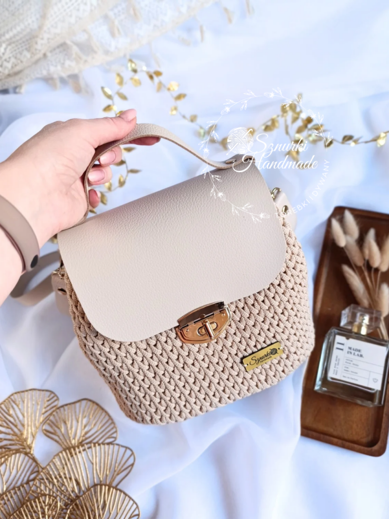 Kuferek z rączką Jasny beż