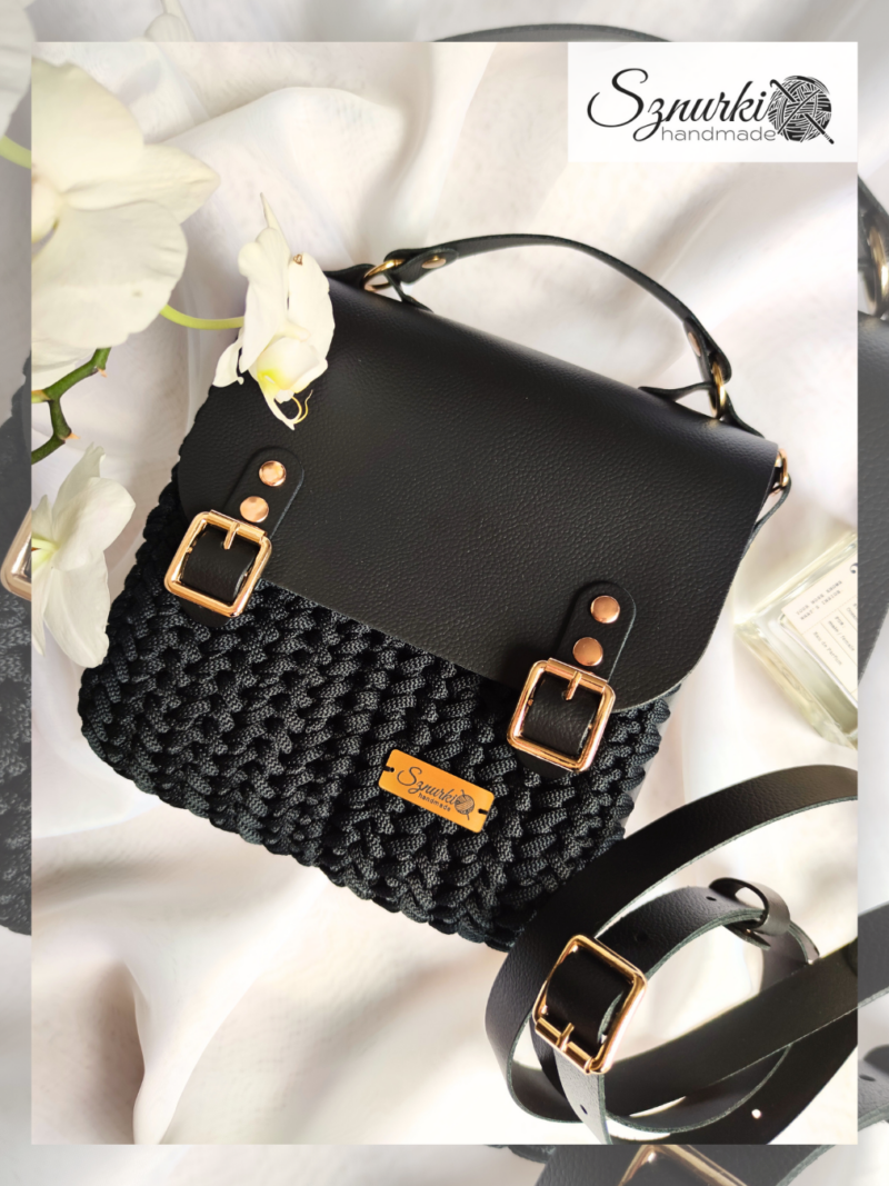 Listonoszka z rączką Czarna